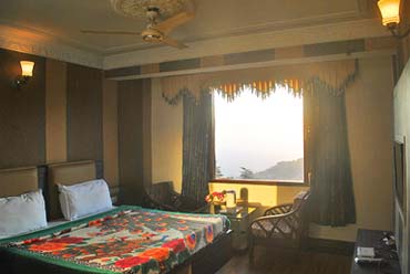 deluxe hotel in mcleodganj